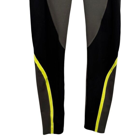 Athleta Spar Colorblock 7/8 Tight Leggings Gray & Black Small Tall - Picture 4 of 10